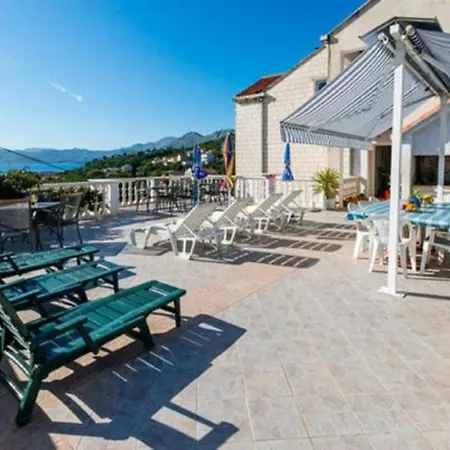 Arka - Studio Apartment Zvekovica